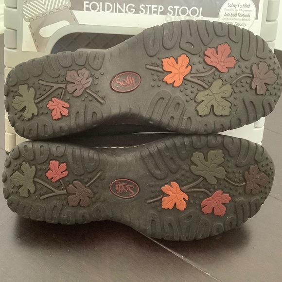 Sofft Walking Slip-on Sneakers, Size 7.5 - Picture 5 of 9